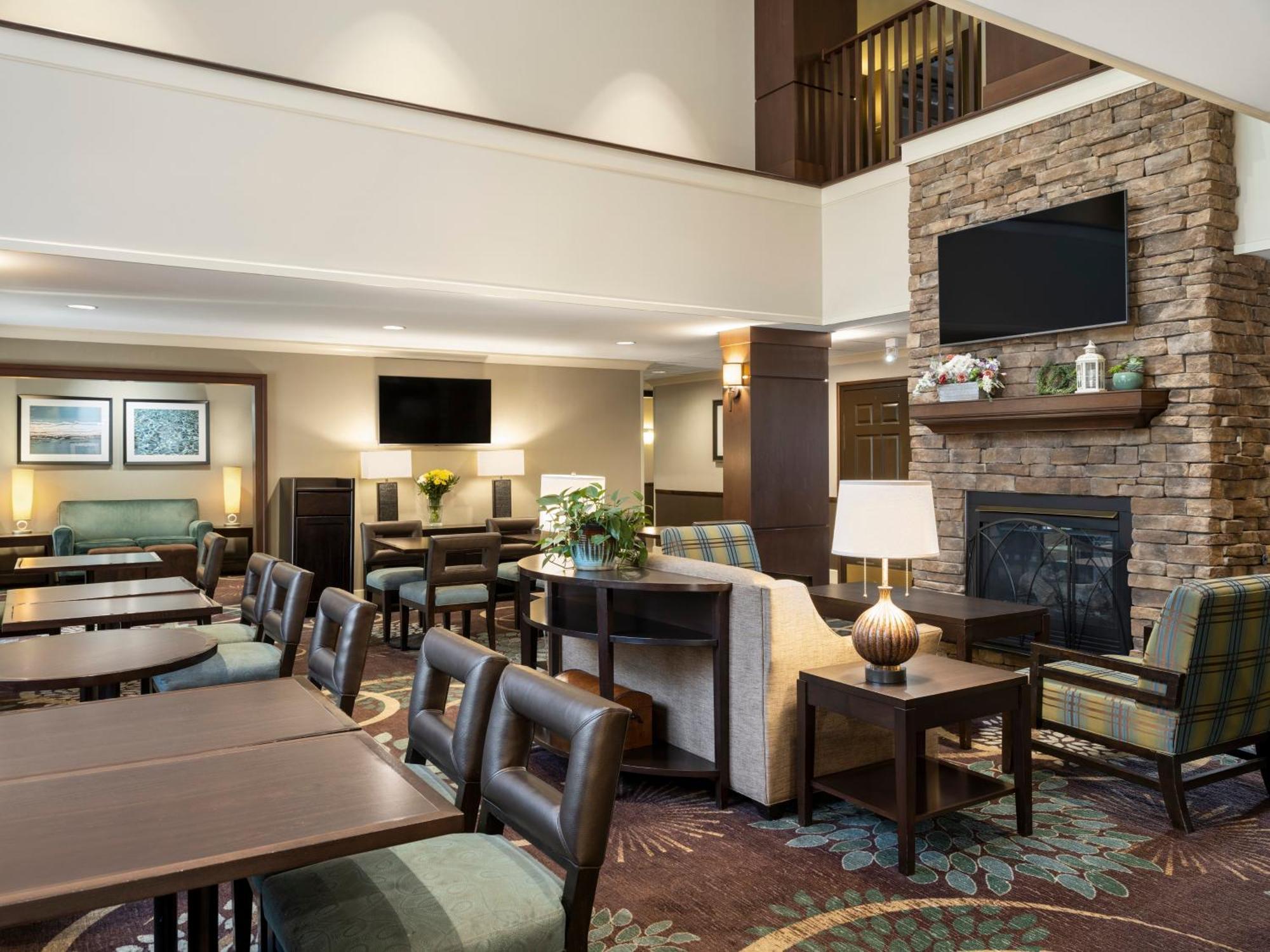 Staybridge Suites Indianapolis-Airport By Ihg Plainfield Kültér fotó