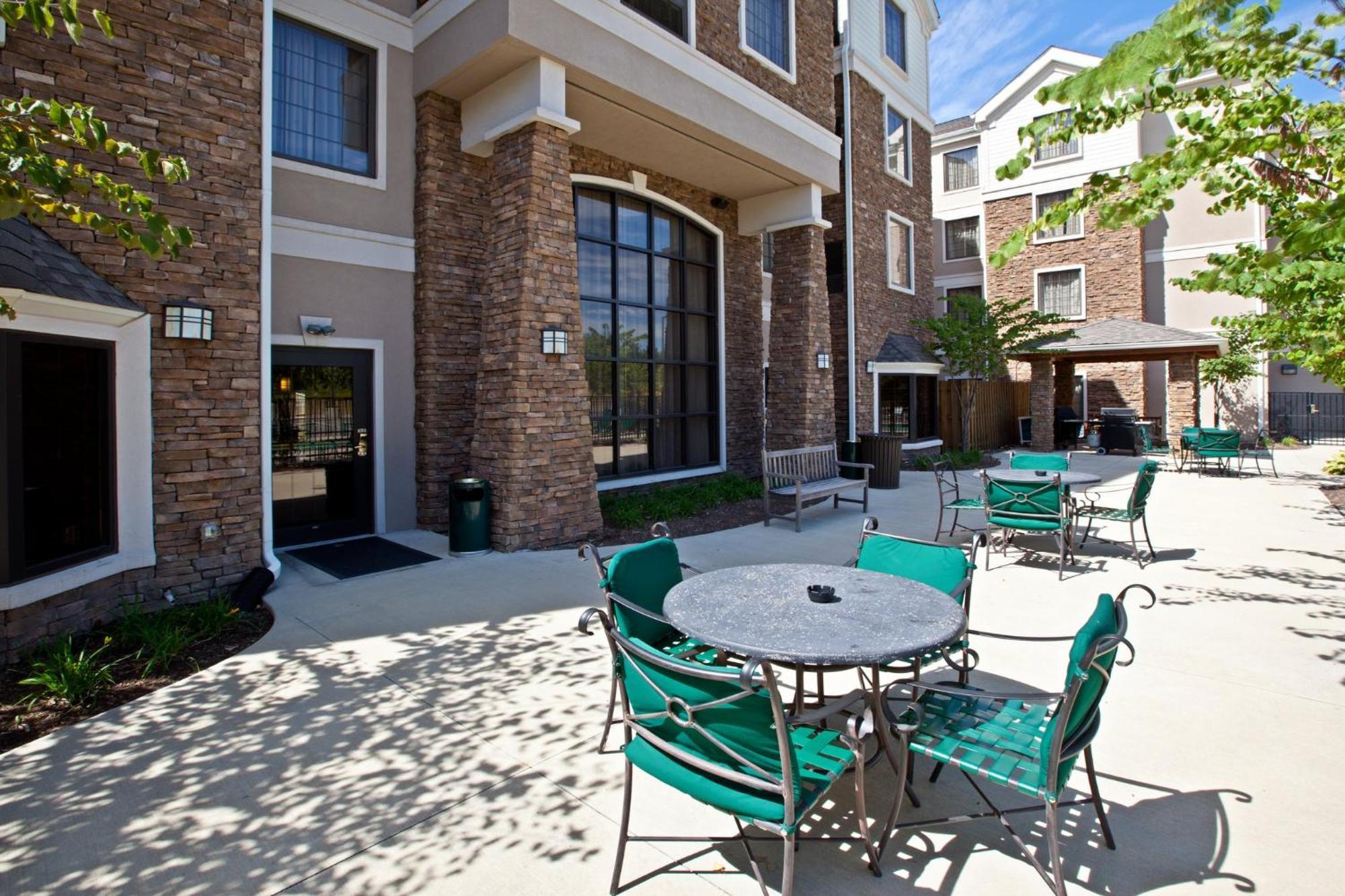 Staybridge Suites Indianapolis-Airport By Ihg Plainfield Kültér fotó